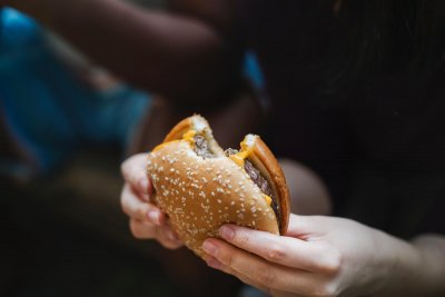 Burger. Credit: Pexels