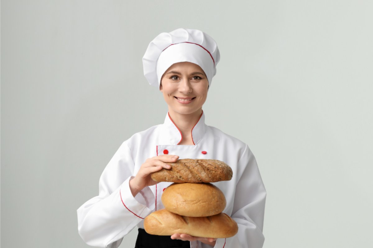 Dough for women in food. Credit: Canva