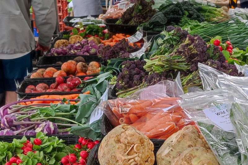 Growing Communities Farmers Market, Hackney . Credit: Vicki Hird/Sustain