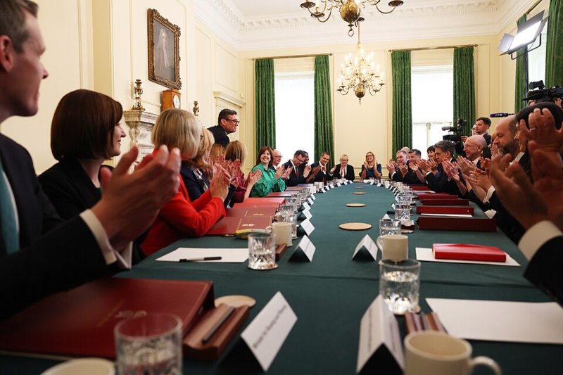 Andy Burnham holds his first cabinet meeting. Copyright: No. 10 Downing Street. Licensed under the Open Government Licence v3.0.