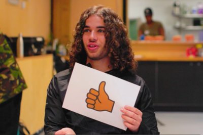 Young person in a taste test. Copyright: Rod Main | Recipe for Change