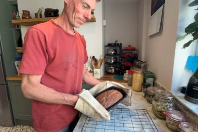 Making g-free sourdough at home. Copyright: Martin Taylor
