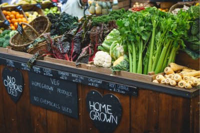 Stall at a farmers market. Copyright: Paolo Paradiso | Istock