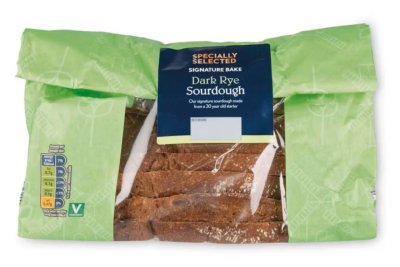 Non-wholemeal wheat loaf with unspecified amount of (wholemeal?) rye flour. Copyright: Aldi