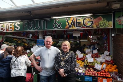 Mayor Cllr Sandra Walmsley with stall holder. Credit: Bury Council