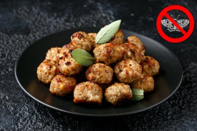 Stuffing balls. Credit: Canva