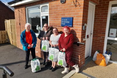 Weekly pick up for Oldham Community Vegbag. Credit: Oldham Community Vegbag