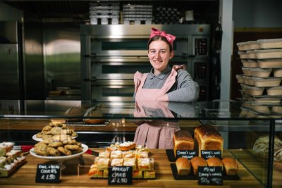 Rosa in her family bakery. Copyright: Business in Focus