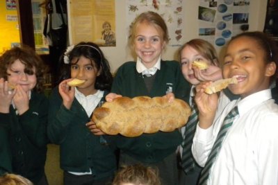 Bake Your Lawn loaf 2011. Copyright: Berkswich Primary School