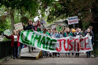 Climate justice campaigners. Credit: Vincent M.A. Janssen, Pexels