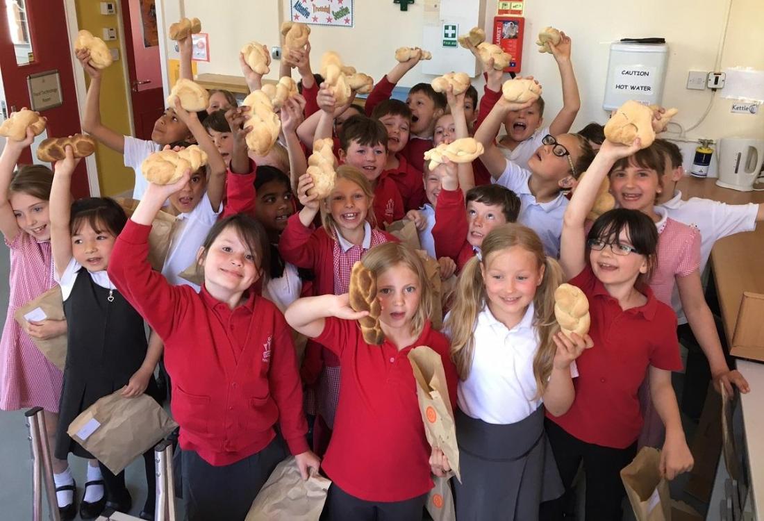 Real Bread Week 2017 at Cirencester Primary © Marianne Bradley of One Mile Bakery Cirencester