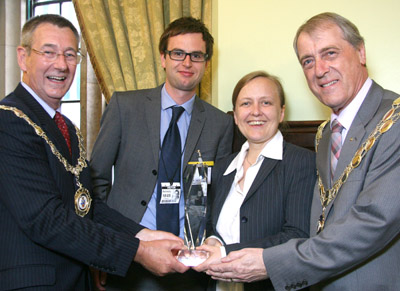 Sustain staff Alex Jackson and Kath Dalmeny being presented with the 2011 CIEH President's Award