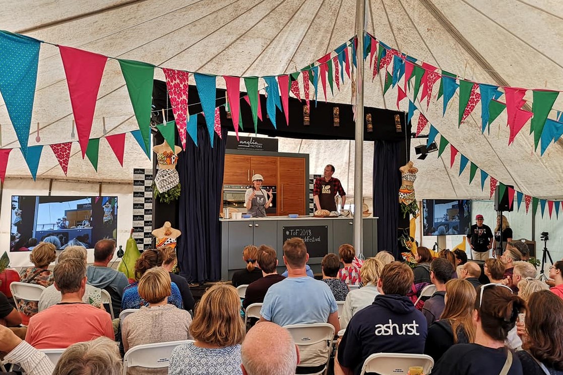 Rebecca Bishop and Chris Young at Latitude 2018 © FoodHaus Productions