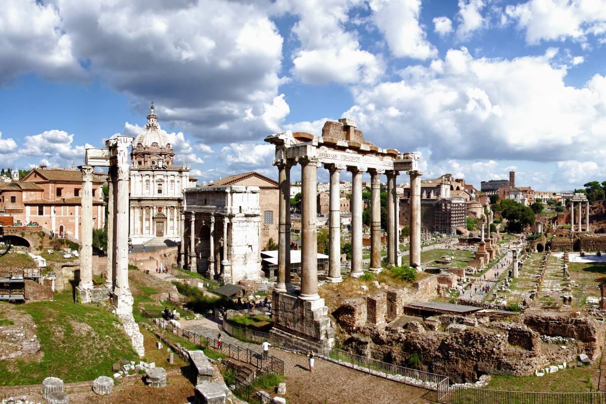 Roman Forum by Bert Kaufmann Creative Commons Attribution-Share Alike 2.0 