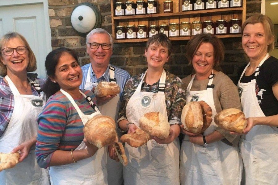 Budding bakers © Hen Corner